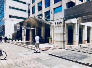 Oficina comercial · 135m² · 2 Cocheras · Alquiler Oficina en Belgrano Av del Libertador con Dos Cocheras y Seguridad.