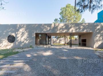 Fachada · Quinta a Estrenar en Venta en Bosque La Salle