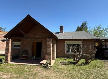 Casa de 4 ambientes, Roldán · Casa en Venta - 1200 m² - Roldan