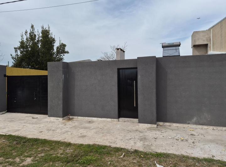 Casa · 130m² · 3 Ambientes · 1 Cochera