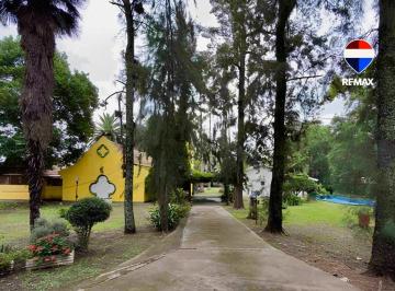 Casa · 250m² · 3 Ambientes · 1 Cochera · Terreno de 1 Hectarea en Venta Ruta 68 con Casa