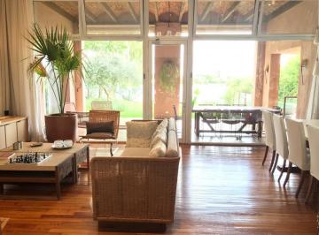 Casa · 481m² · 4 Ambientes · 1 Cochera · Casa en Alq. Temporario en Talar del Lago 1, General Pacheco, Tigre
