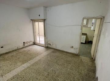 Departamento de 2 ambientes, La Paternal · 2 Ambientes Pb con Patio Ideal Flipping Villa General Mitre