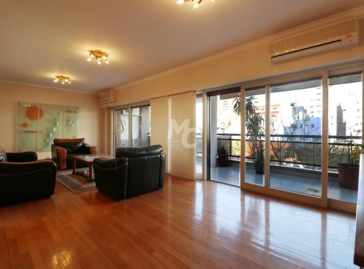 Departamento · 152m² · 3 Ambientes · 2 Cocheras