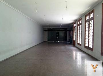 Local comercial · 210m² · 4 Ambientes · Local en Alquiler - 3 Baños - 210 m - La Plata