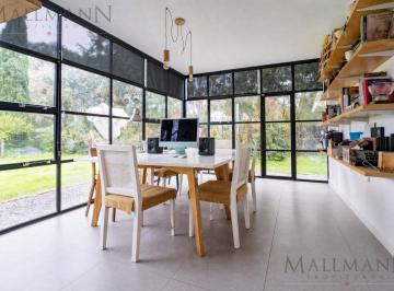 Casa · 235m² · 7 Ambientes · 4 Cocheras · Venta Casa 4 Dorm. Pevero Pilar Golf Club Modernizada Apto Crédito