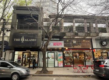 Local comercial · 160m² · Local 160 m² en Excelente Zona Comercial de Martinez.