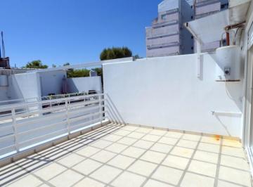 PH · 61m² · 2 Dormitorios · PH 3 Ambientes | Terraza y Patio | Sin Expensas