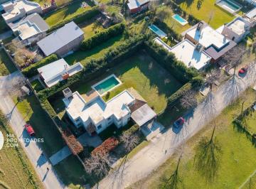 Casa · 200m² · 6 Ambientes · 2 Cocheras · Venta | Casa 3 Dorm. Sobre 2 Lotes con Más de 1000 m² - Alba 1600 - Las Tardes, Roldán