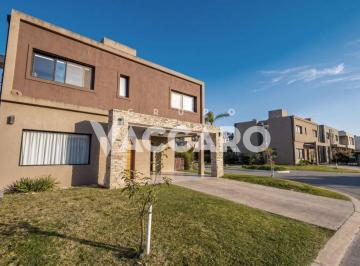 VCO-VCO-1507_2 · Venta de Casa 4 Ambientes en María Eugenia Residences & Village, Moreno