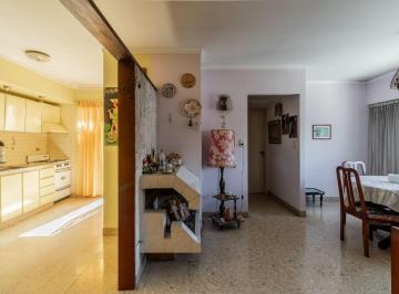 Departamento · 47m² · 2 Ambientes · Venta Dos Amb con Patio Sin Expensas P. Avellaneda