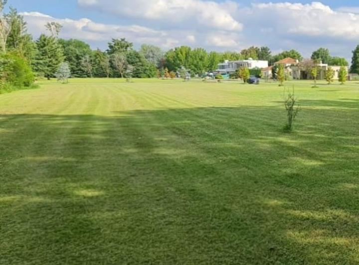 Terreno · 1900m²