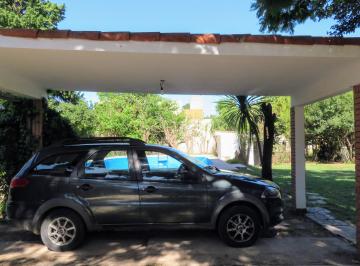 Casa de 3 ambientes, Pueblo Esther · Alquiler Casa Parque Vernaza
