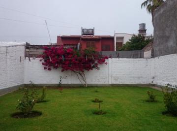 Casa · 120m² · 4 Ambientes · 2 Cocheras · Impecable Casa en Venta en Unimev