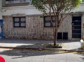 Casa · 144m² · 5 Ambientes · Casa en Venta - 4 Dorm. 1 Baño - Santos Lugares