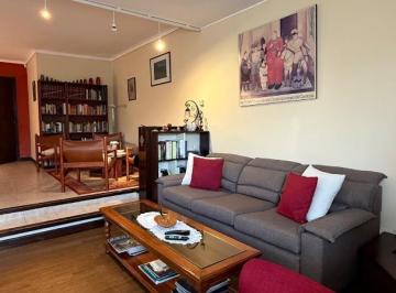 Casa · 141m² · 5 Ambientes · 2 Cocheras · Chalet 4 Amb. Más Dep. Serv o Escritorio /estudio - Patio