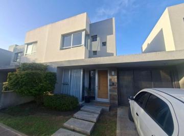 Casa de 6 ambientes, Córdoba · Venta Casa 2 Dorm. Patagonia Village Valle Escondido