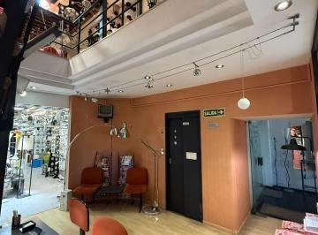 Local comercial · 1050m² · 1 Cochera · Local 1000 m² con Oficina y Deposito