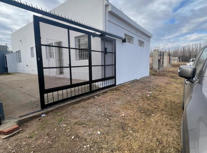 Casa · 50m² · 2 Ambientes · 1 Cochera