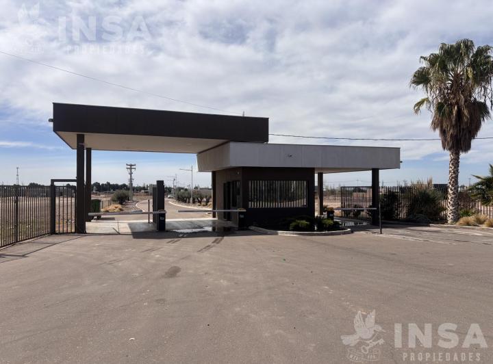 Terreno · 380m²
