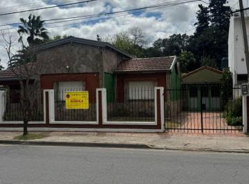 Casa de 7 ambientes, La Plata · Chalet con 3 Dorm. en Alquiler en Manuel B Gonnet