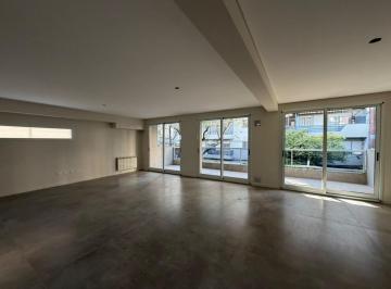 Departamento · 152m² · 4 Ambientes · Venta - Departamento de 3 Dorm. en Piso Exclusivo - Dorrego 266