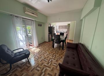 PH de 3 ambientes, Barracas · PH en Venta 3 Amb con Terraza y Parrilla. Entrada Independiente