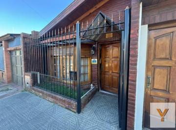 Casa · 148m² · 3 Ambientes · Casa en Venta - 3 Dorm. 2 Baños - Gerlí