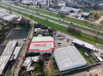 Depósito · 1000m² · Depósito en Alquiler en Moreno