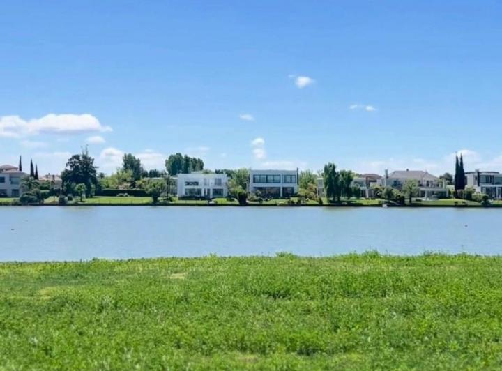 Terreno · 1018m²