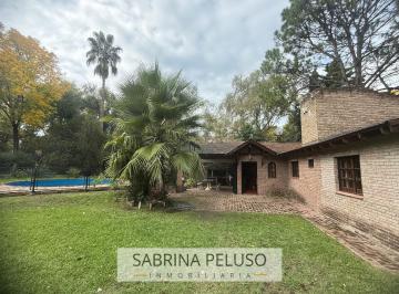 Casa · 76m² · 3 Ambientes · 1 Cochera · Casa Quinta en Venta en Francisco Alvarez