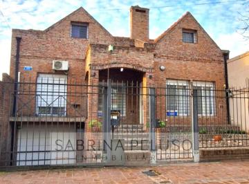 Casa · 149m² · 4 Ambientes · 1 Cochera · Venta Casa Moreno