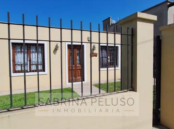 Casa · 90m² · 4 Ambientes · 1 Cochera · Casa en Venta Ubicada en La Reja