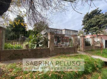 Casa · 700m² · 3 Ambientes · 1 Cochera · Venta Casa Paso del Rey