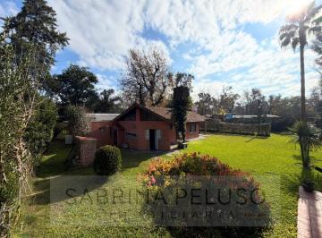 Quinta vacacional · 1100m² · 5 Ambientes · 3 Cocheras · Quinta en La Reja