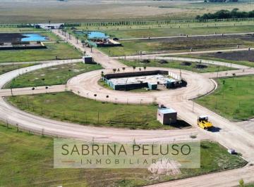 Terreno · 700m² · Venta Terreno Barrio Cerrado