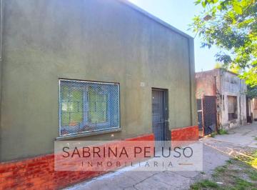 Casa · 87m² · 4 Ambientes · 1 Cochera · Venta Casa Moreno