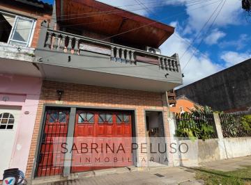 PH · 116m² · 3 Ambientes · 1 Cochera · Venta PH José León Suarez