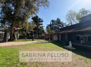 Quinta vacacional · 2150m² · 3 Ambientes · 2 Cocheras · Quinta en Moreno