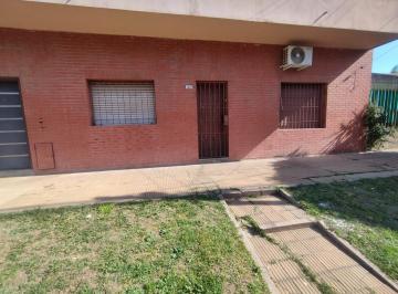 PH · 74m² · 3 Ambientes · PH 3 Ambientes en Planta Baja Al Frente | Patio Propio |