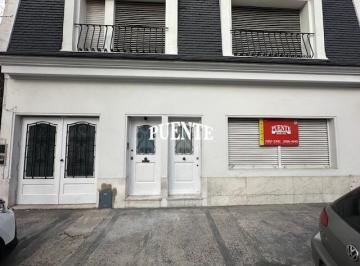 PH · 135m² · 5 Ambientes · 1 Cochera · PH - Banfield Oeste