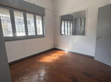 PH · 43m² · 2 Ambientes · Belgrano: PH Dos Ambientes con Patio, - Vidal 2424