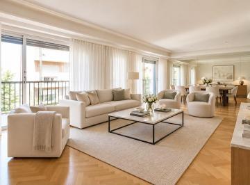 Departamento · 169m² · 4 Ambientes · 1 Cochera · Departamento 4 Ambientes en Flores con Dep. de Serv. y Cochera