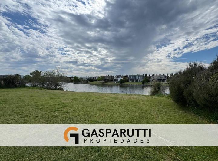 Terreno · 982m²
