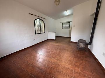 Casa · 450m² · 3 Ambientes · 2 Cocheras · Alquilo Casa en Unquillo - Barrio Mutual