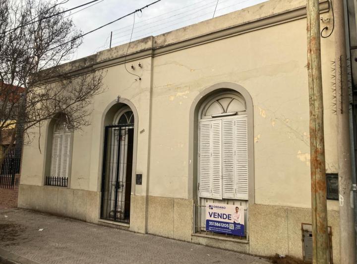 Casa · 222m² · 9 Ambientes