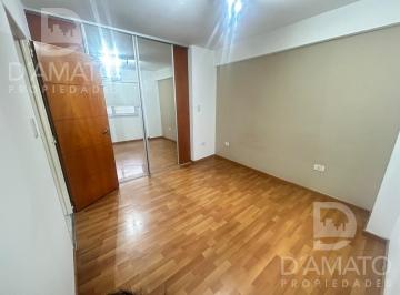 Departamento · 63m² · 3 Ambientes · Departamento en Caseros