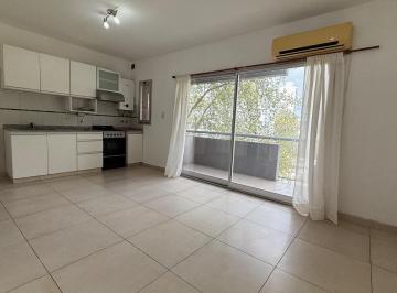 Departamento · 50m² · 2 Ambientes · 1 Cochera · Alquiler de Depto de Dos Amb con Cochera Quilmes