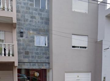 Garage · 20m² · Cochera Cubierta Privada con Entrada Individual Al Palier