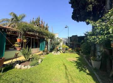 Casa · 258m² · 4 Ambientes · 1 Cochera · Venta Casa 4 Ambientes con Patio y Quincho en Llavallol